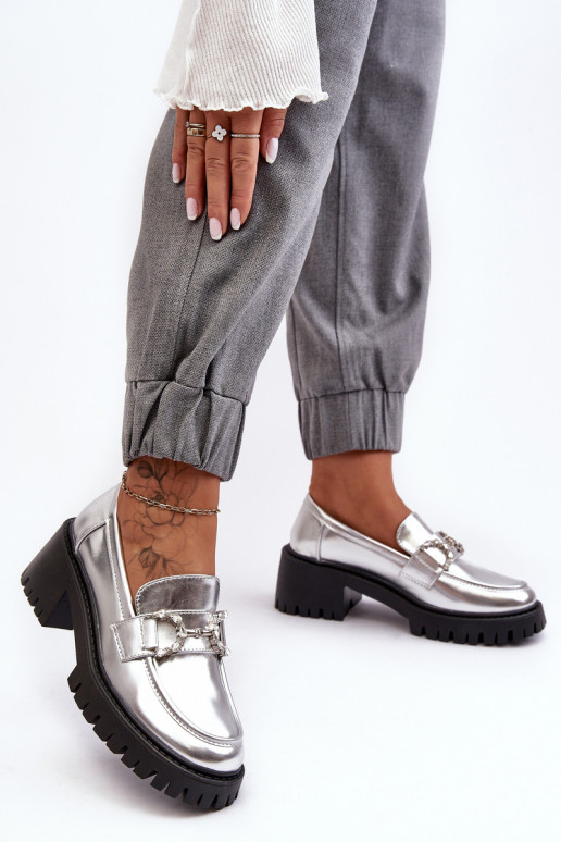 Schuhe mit breitem Absatz in silberner Farbe Lemmitty Schuhe mit breitem Absatz in silberner Farbe Lemmitty