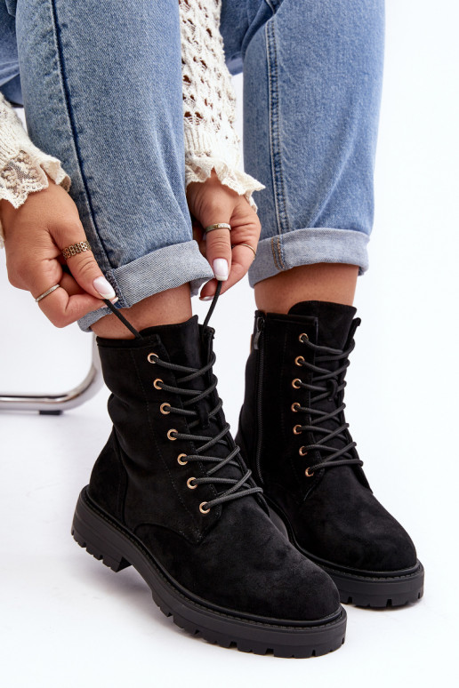 Stiefel mit Reißverschlüssen in der Farbe Schwarz von Ninsuni