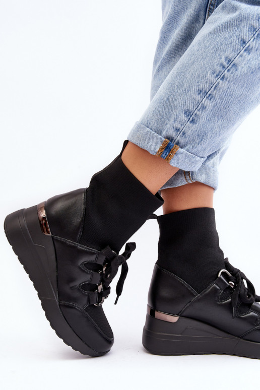 Stiefel mit sockenartiger Sohle in der Farbe Schwarz Helladina Stiefel mit sockenartiger Sohle in der Farbe Schwarz Helladina