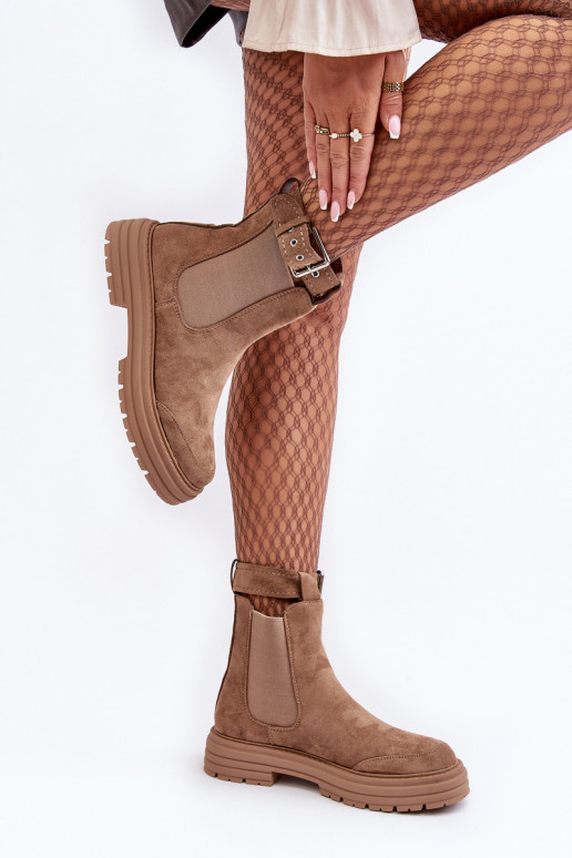 Stylische Wildlederstiefel mit trendiger massiver Sohle in beigem Ozaro Stylische Wildlederstiefel mit trendiger massiver Sohle in beigem Ozaro