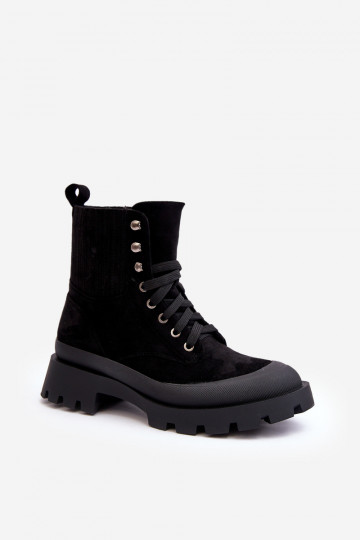 Stiefel mit Schnürsenkeln aus schwarzen Gordts