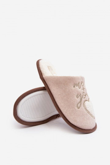 Klassisches Modell Hausschuhe Warme beige Farbe Mabira des widerstandsfähigen Modells