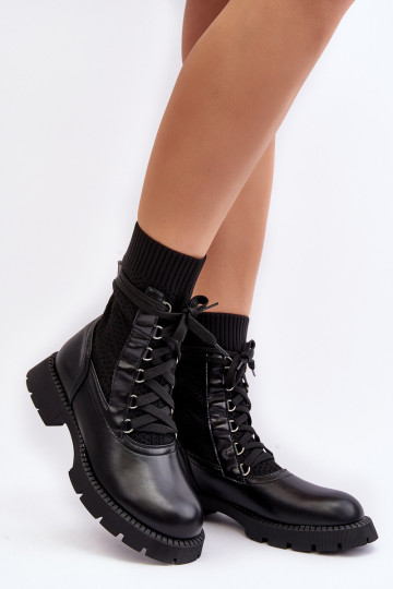 Stiefel mit Sockensohle und Schnürsenkeln aus schwarzem Gentiana 2