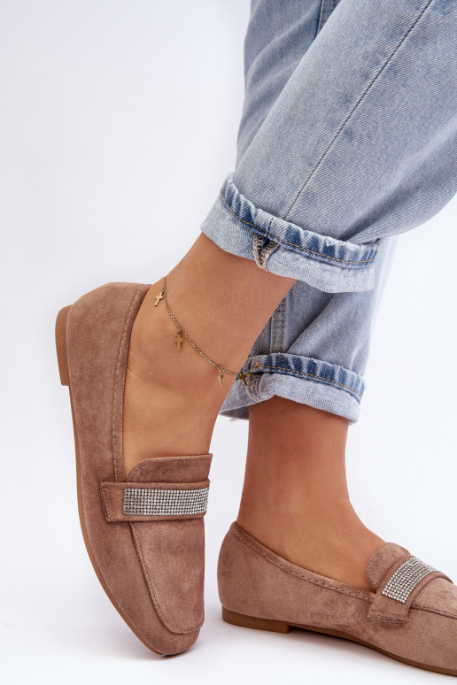 Mokassins mit funkelnden Ösen in der braunen Farbe Ralrika Mokassins mit funkelnden Ösen in der braunen Farbe Ralrika