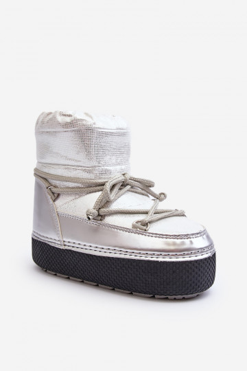 Schneestiefel mit stilvollen Details in Silber von Toolsa