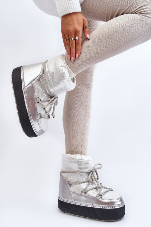 Schneestiefel mit stilvollen Details in Silber von Toolsa Schneestiefel mit stilvollen Details in Silber von Toolsa