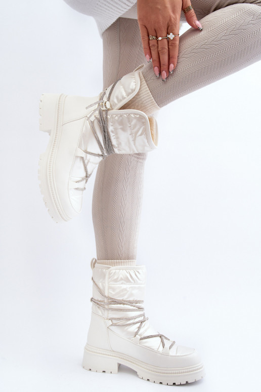 Warme Schneestiefel in der Farbe Weiß von Rilana Warme Schneestiefel in der Farbe Weiß von Rilana