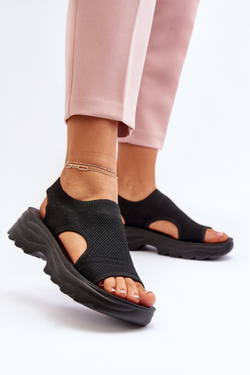 Sportliche Damensandalen mit massiver Sohle in der Farbe Schwarz Deinaleia 2
