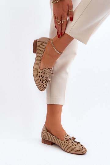 Durchbrochene Ballerinas mit Bändern beige Instabil 2