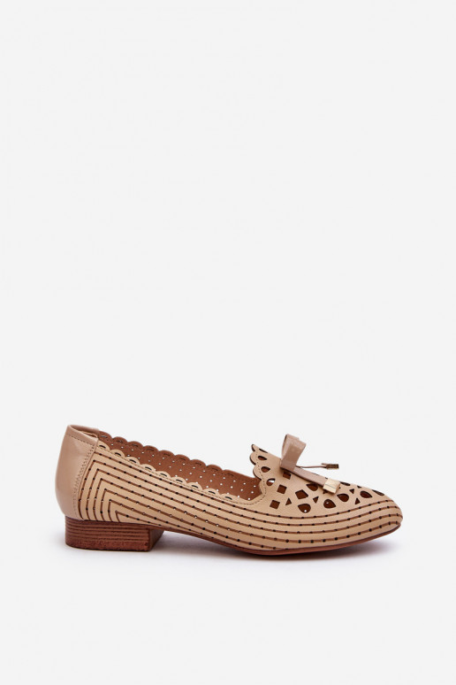 Durchbrochene Ballerinas mit Bändern beige Instabil