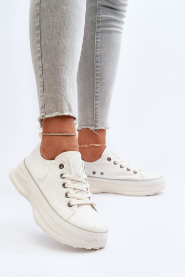 Damenschuhe mit modischer massiver Sohle Big Star NN274126 weiße Farbe
