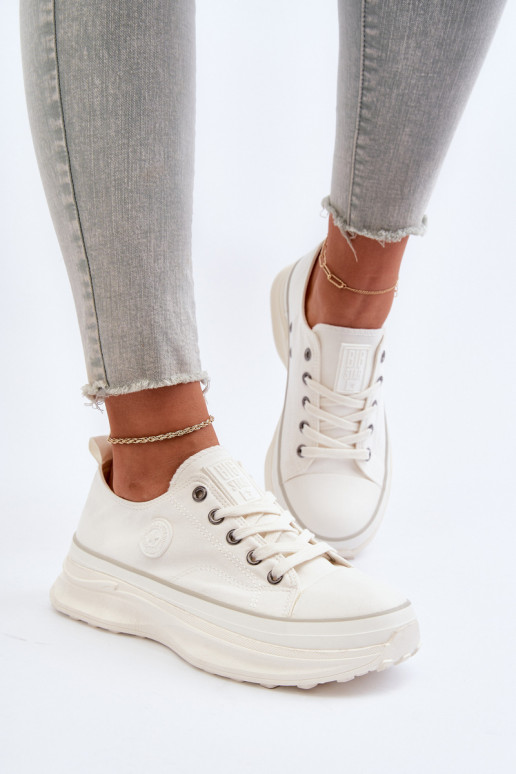 Damenschuhe mit modischer massiver Sohle Big Star NN274126 weiße Farbe