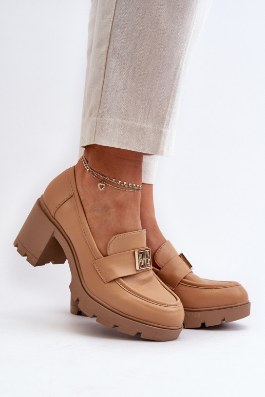 Stiefel mit breitem Absatz und Ornamenten in brauner Farbe Ranunca