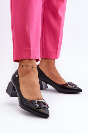 Schuhe mit Absätzen Klocku mit Ornamenten Eko schwarz Farbe Sarala