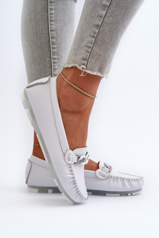 Damenmokassins mit Ornamenten in weißer Farbe S.Barski LR339 Damenmokassins mit Ornamenten in weißer Farbe S.Barski LR339