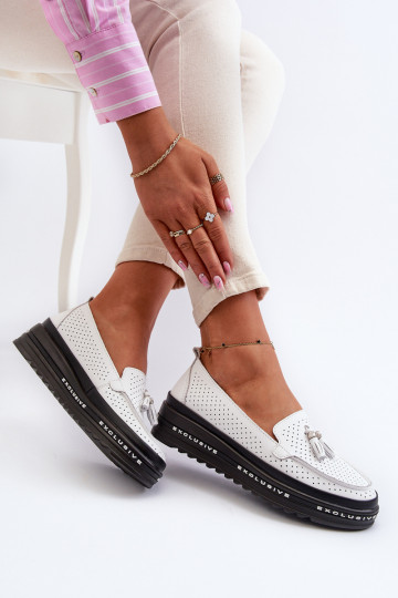 Damenmokassins mit vergoldeter Sohle in der Farbe Weiß von Assetnima 2