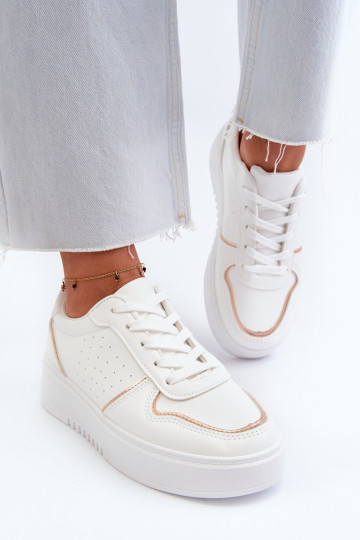 Sneakers-Modellschuhe mit Plateau in der weißen Farbe Tessama