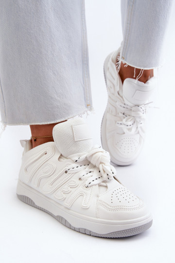 Sneakers-Modellschuhe aus Öko-Leder in der weißen Farbe Berilla