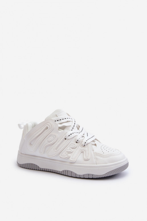 Sneakers-Modellschuhe aus Öko-Leder in der weißen Farbe Berilla
