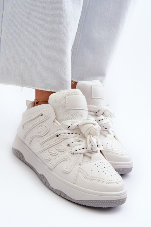Sneakers-Modellschuhe aus Öko-Leder in der weißen Farbe Berilla