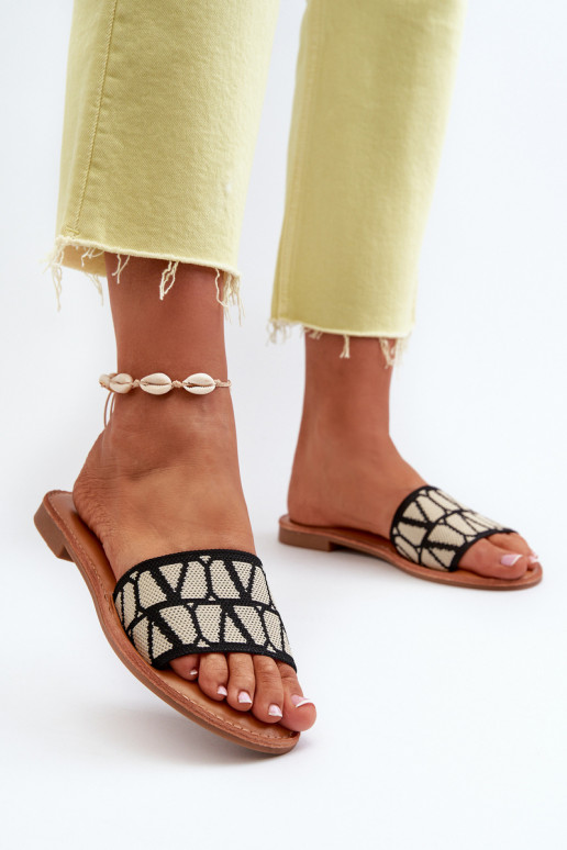 Damen-Flip-Flops mit weitem Absatz in der Farbe Schwarz Traivea Damen-Flip-Flops mit weitem Absatz in der Farbe Schwarz Traivea