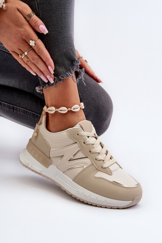 Sneakers-Modellschuhe aus beigem Öko-Leder von Kaimans