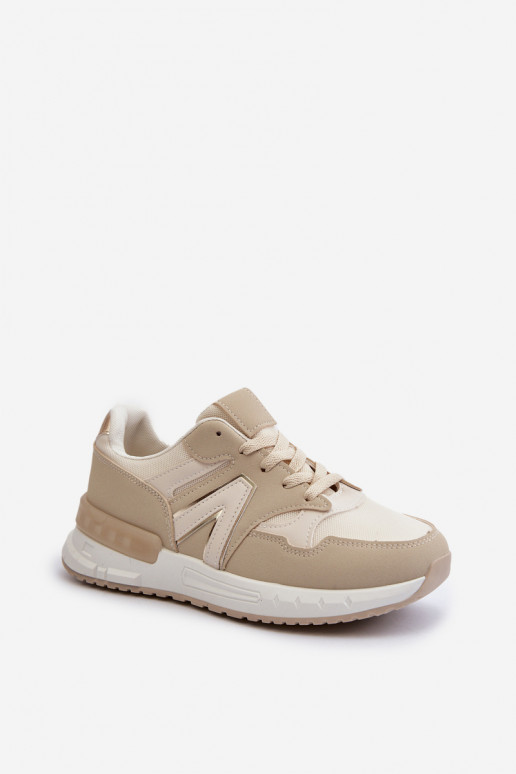 Sneakers-Modellschuhe aus beigem Öko-Leder von Vinelli