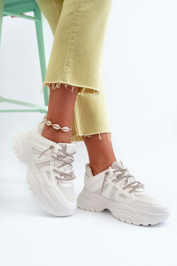 Sneakers-Modellschuhe mit modischen massiven Sohlen in der weißen Farbe Relissa 2