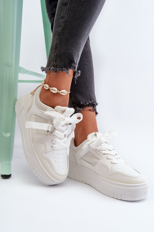 Sneakers-Modellschuhe mit Plateau aus Öko-Leder in der Farbe Weiß Moun
