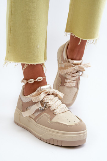 Sneakers-Modellschuhe mit Plateau aus beigem Öko-Leder von Moun
