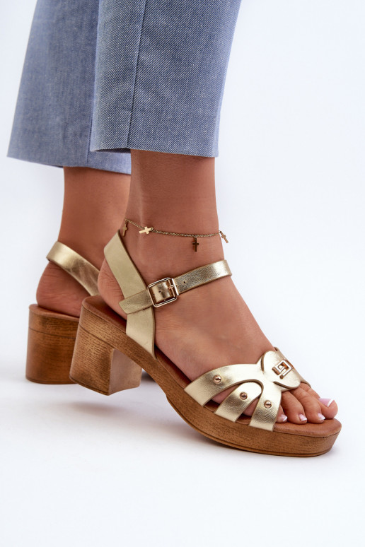 Damensandalen mit Absatz aus Öko-Leder in der goldenen Farbe Assames