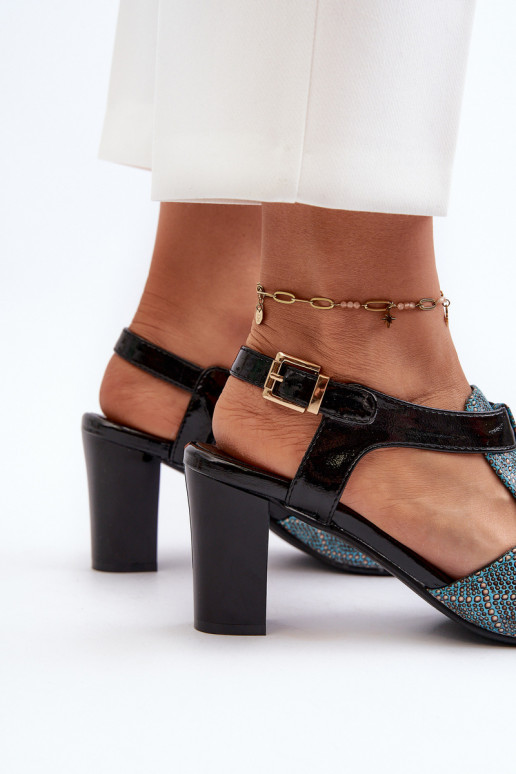 Damen-Sandalen mit hohen Absätzen aus türkisfarbenem Öko-Leder von Queenmarie Damen-Sandalen mit hohen Absätzen aus türkisfarbenem Öko-Leder von Queenmarie