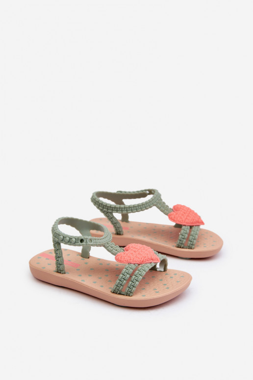 Sandalen für Kinder mit Herzen 81997 Ipanema My First Baby grüne Farbe Sandalen für Kinder mit Herzen 81997 Ipanema My First Baby grüne Farbe