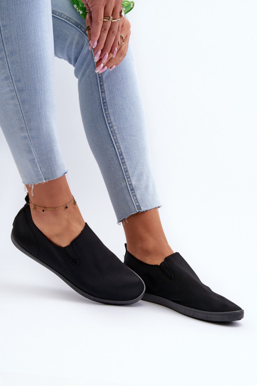 Sneakers Freizeitschuhe Slip-On schwarz Farbe Lovinia Sneakers Freizeitschuhe Slip-On schwarz Farbe Lovinia