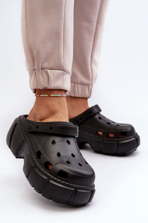 Damenhausschuhe Leichte Hausschuhe mit modischen massiven Sohlen in der Farbe Schwarz von Witima Damenhausschuhe Leichte Hausschuhe mit modischen massiven Sohlen in der Farbe Schwarz von Witima