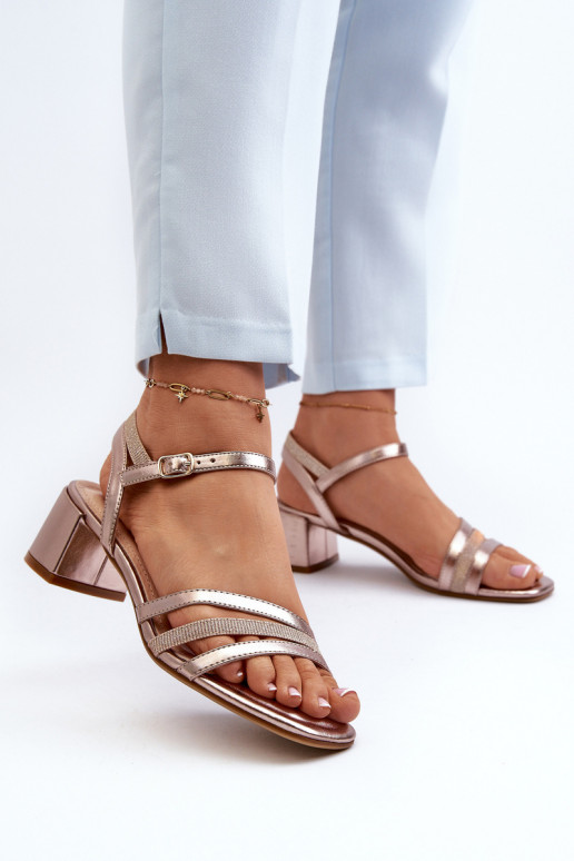 Damensandalen mit niedrigem Absatz aus Öko-Leder Sergio Leone SK046 in Roségold