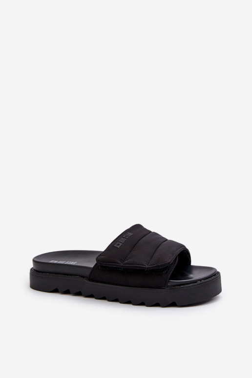 Hausschuhe mit Plateau Big Star NN274772 schwarze Farbe Hausschuhe mit Plateau Big Star NN274772 schwarze Farbe