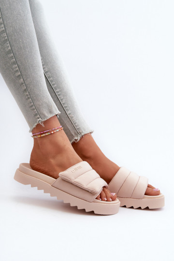 Hausschuhe mit Plateau Big Star NN274773 beige 2