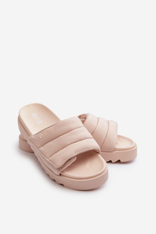 Hausschuhe mit Plateau Big Star NN274773 beige Hausschuhe mit Plateau Big Star NN274773 beige