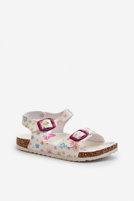 Sandalen für Kinder mit Blumen und Schnallen in der Farbe Weiß von Memoria