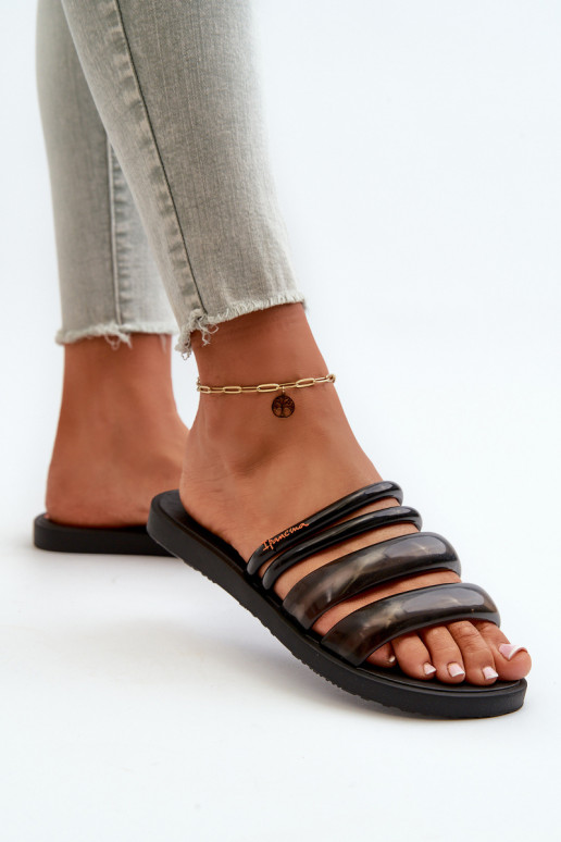 Flache Gummipantoffeln für Damen 26727 Ipanema Puffer Tiras Fem schwarze Farbe Flache Gummipantoffeln für Damen 26727 Ipanema Puffer Tiras Fem schwarze Farbe