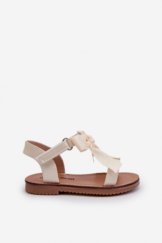 Joratia Lackledersandalen für Kinder mit Bändern und Klebeverschlüssen in Elfenbein