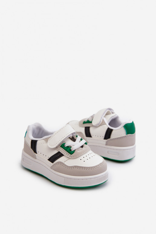 Kindersportschuhe des klassischen Modells Weiß-Grün in der Farbe Marlin