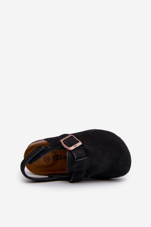 Hausschuhe für Kinder mit Plateau in der Farbe Schwarz von Vulagia Hausschuhe für Kinder mit Plateau in der Farbe Schwarz von Vulagia