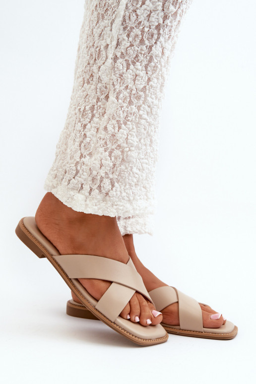 Damenhausschuhe mit breitem Absatz aus Öko-Leder S.Barski KV27-002 beige Damenhausschuhe mit breitem Absatz aus Öko-Leder S.Barski KV27-002 beige