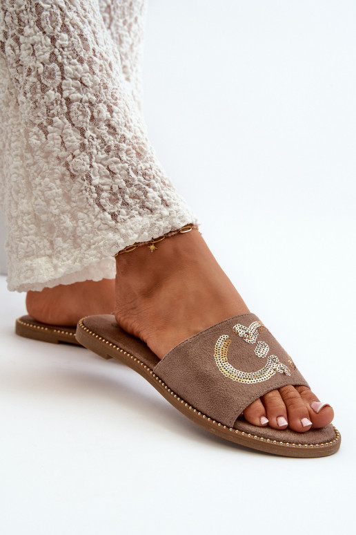 Flache Damenhausschuhe mit glänzenden Schuppen S.Barski KV27-052 in brauner Farbe Flache Damenhausschuhe mit glänzenden Schuppen S.Barski KV27-052 in brauner Farbe