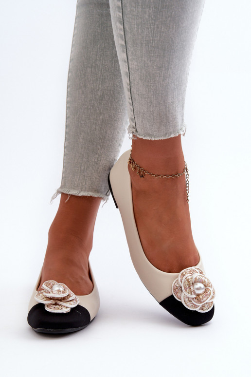 Ballerinas Damen aus Öko-Leder mit verziertem Detalem in Beige von Divinella