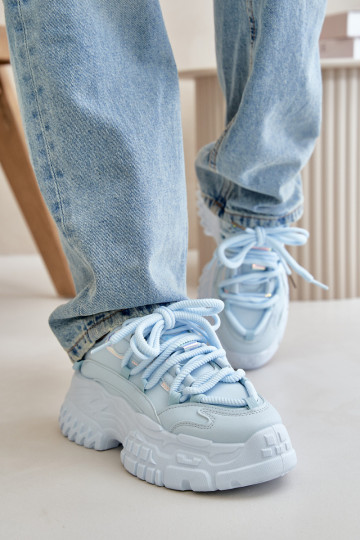 Turnschuhe Modell Schuhe Damen mit modischen massiven Sohlen blaue Farbe Nevela 2