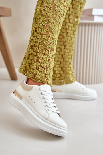Niedrige Freizeitschuhe mit Plateau aus Öko-Leder in der Farbe Weiß-Sand Nevelena