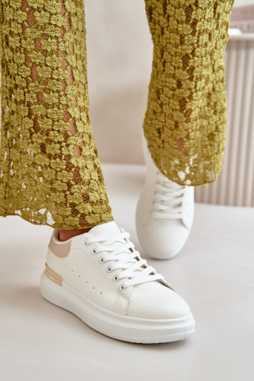 Niedrige Freizeitschuhe mit Plateau aus Öko-Leder in der Farbe Weiß-Sand Nevelena 2